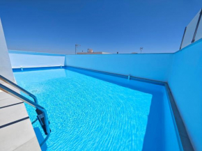 Apartamento nuevo en Planta Baja C con Piscina y Solarium